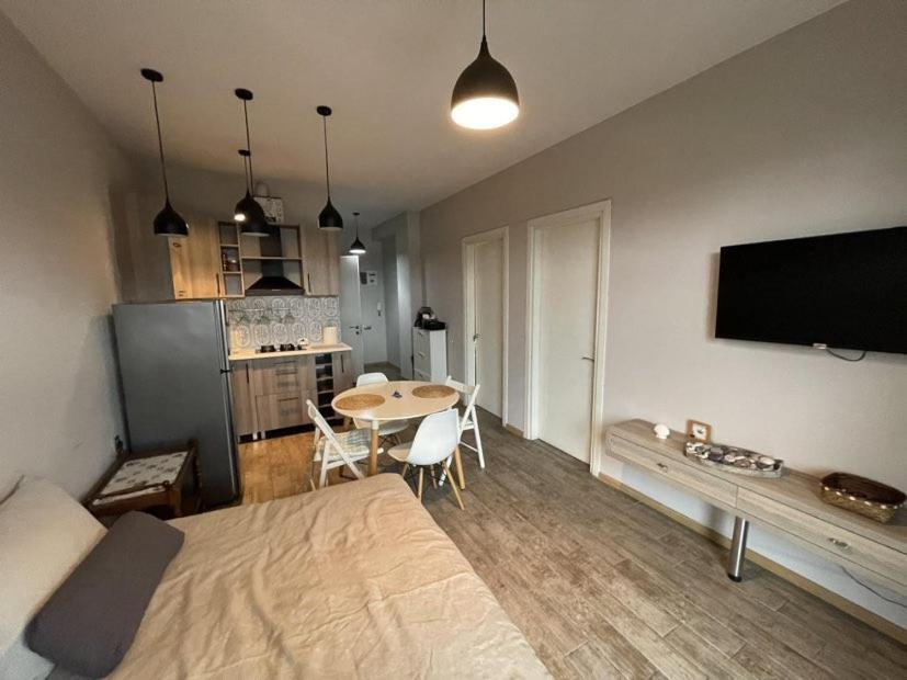 Great View Apartment Near Piazza Batumi Zewnętrze zdjęcie