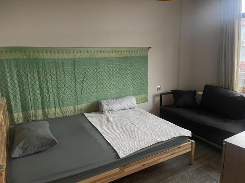 Great View Apartment Near Piazza Batumi Zewnętrze zdjęcie