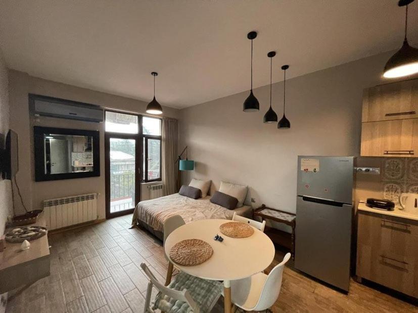 Great View Apartment Near Piazza Batumi Zewnętrze zdjęcie