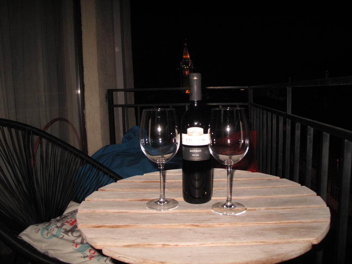 Great View Apartment Near Piazza Batumi Zewnętrze zdjęcie